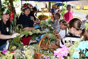 Zdjęcie: uczestnicy Festiwalu Świętojańskiego