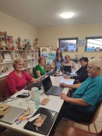 Zdjęcie: osoby prowadzące szkolenie w ramach Klubu Rozwoju Cyfrowego